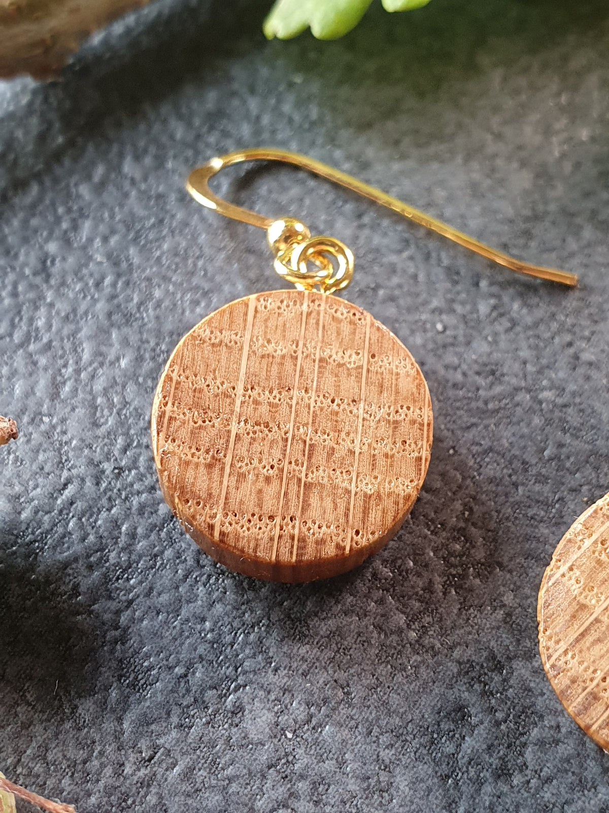 Oak wood earrings