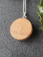 Holly wood necklace