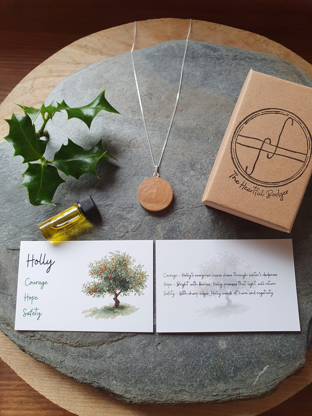 Holly wood necklace