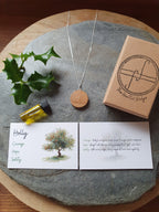 Holly wood necklace